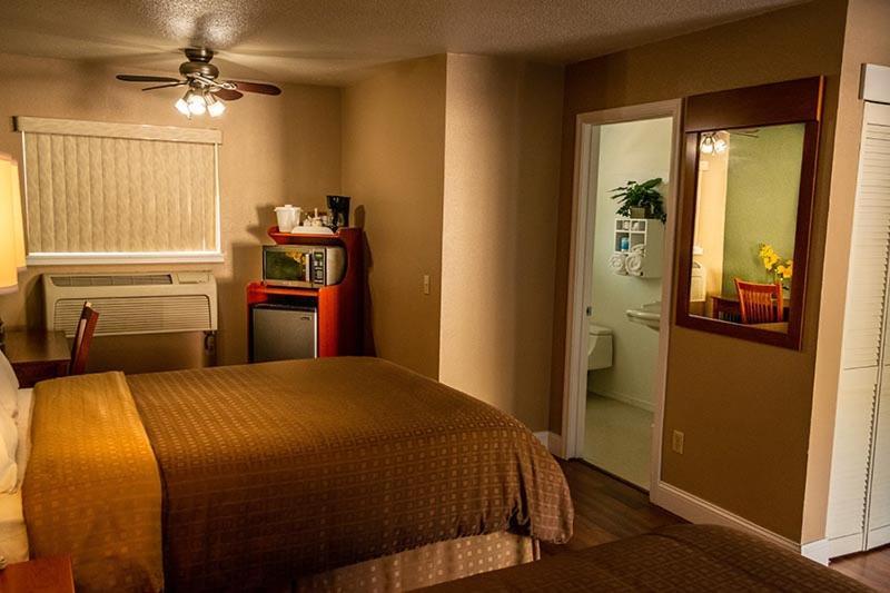 Maple Leaf Motel Shady Cove Exterior foto